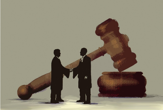 運輸毒品案上訴后維持原判無期徒刑，為何再審改判13年？